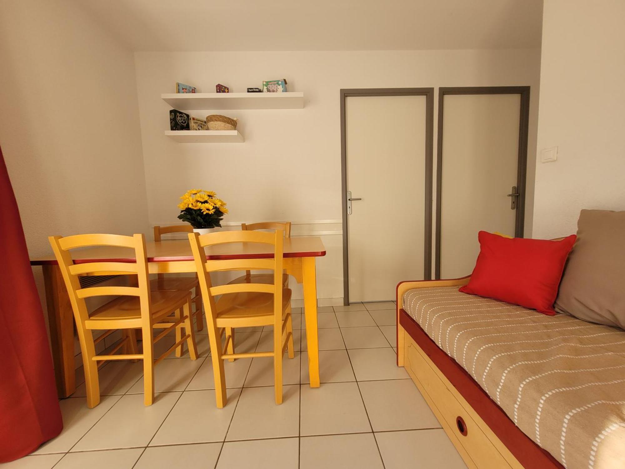 La Maison Bleue, Village Vacances, Piscine, Parking Сен-Женье-д'Оль Экстерьер фото